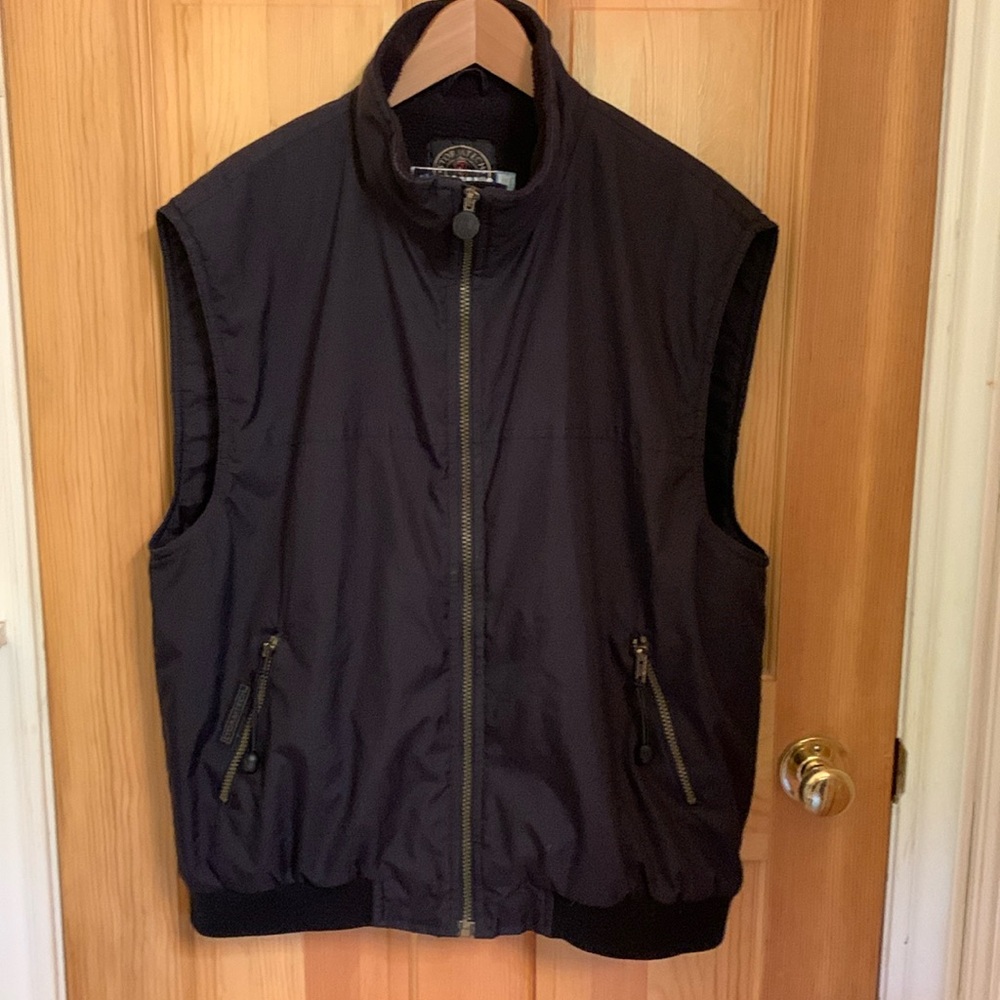 STORMTECH VEST
